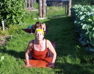 070215 Yoga in the Garden11